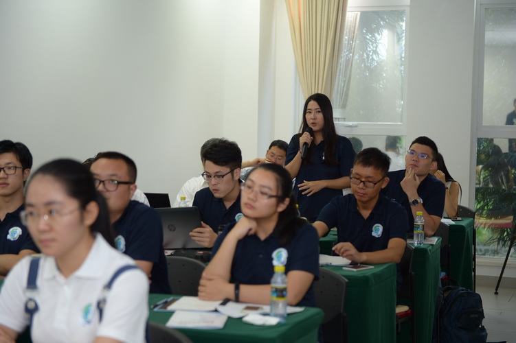 台湾政治大学邱岑榆提问